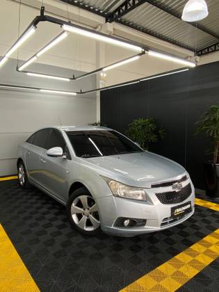 CHEVROLET CRUZE 1.8 LT 16V FLEX 4P MANUAL